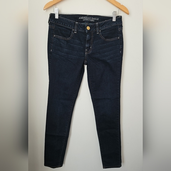 American Eagle Indigo Wash Jeggings size 6 - Picture 2 of 15